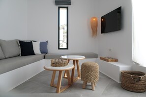 TV - Villa Andalusia, Orkos Naxos (Naxos)