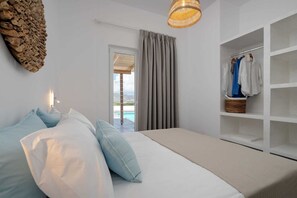 3 bedrooms, travel crib, free WiFi, bed sheets