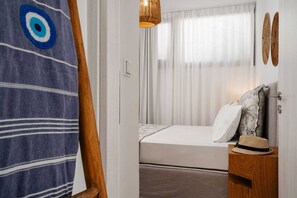 3 bedrooms, travel cot, free WiFi, bed sheets - Villa Amy , Agios Prokopios Beach Front (Naxos)