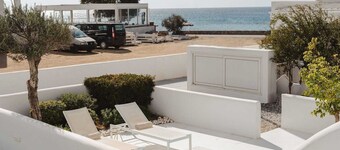 Villa Amy , Agios Prokopios Beach Front