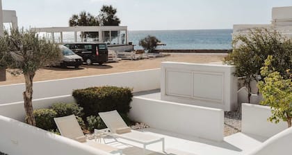 Villa Amy , Agios Prokopios Beach Front