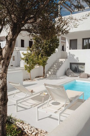 Pool - Villa Amy , Agios Prokopios Beach Front (Naxos)