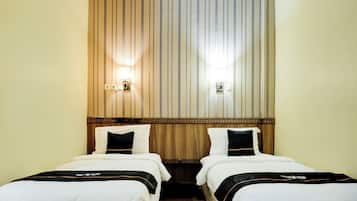 Standard Suite, 2 Twin Beds | 1 bedroom, desk, laptop workspace, free WiFi