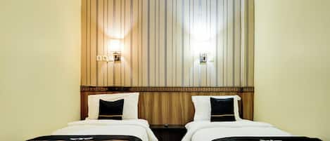 Standaard suite, 2 eenpersoonsbedden | 1 slaapkamer, een bureau, een laptopwerkplek, gratis wifi