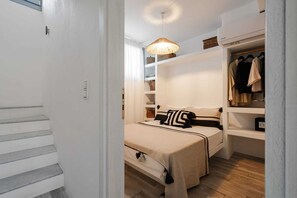 2 bedrooms, iron/ironing board, WiFi, bed sheets - Villa Karla, Agios Prokopios Beach Front (Naxos)