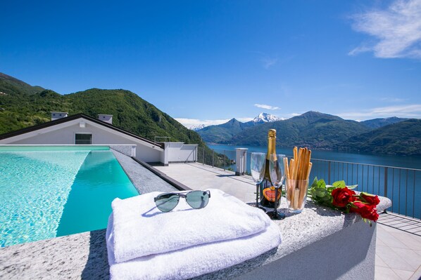 Apartment | 2 bedrooms - Casa Laura Apt 6 in Il Piazzo (Plesio)