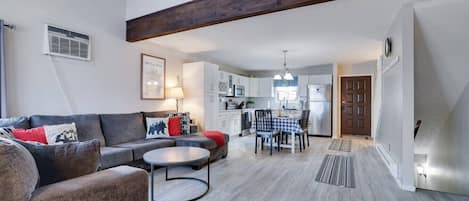 Smart TV, fireplace