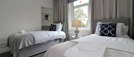 3 室のベッドルーム