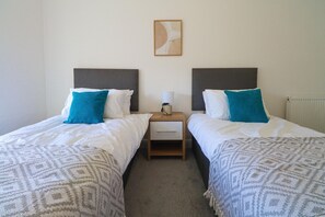 2 makuuhuonetta, ilmainen Wi-Fi, vuodevaatteet