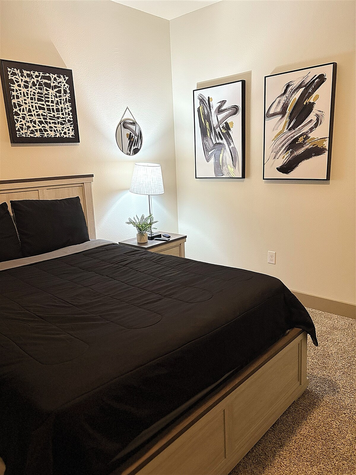 Photo 20 of Cozy 1-bedroom condo in fantastic Downtown Houston with fitness room, WiFi !