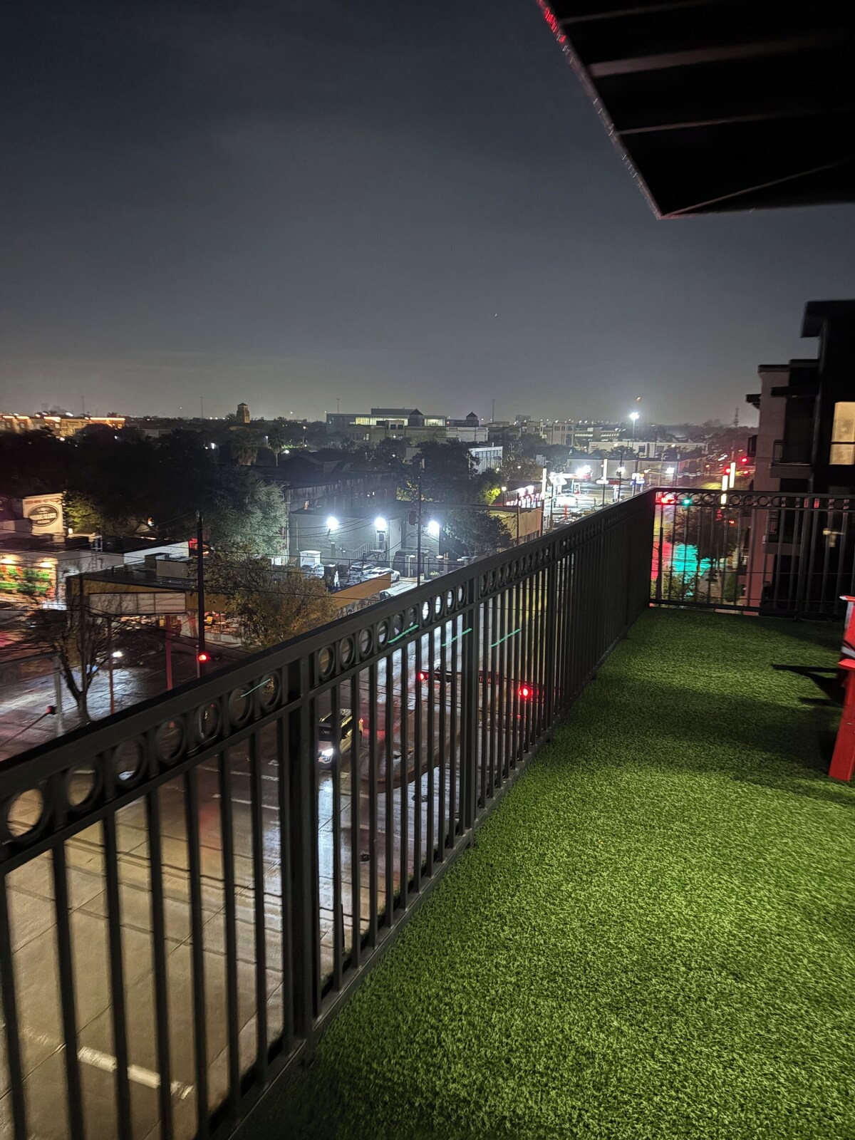 Photo 31 of Cozy 1-bedroom condo in fantastic Downtown Houston with fitness room, WiFi !