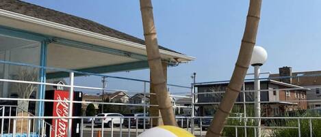 Enceinte de lâhĂ©bergement