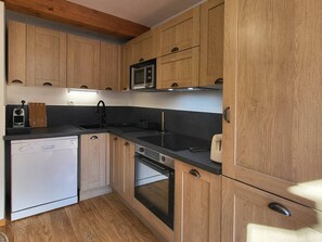 Microwave, oven, dishwasher