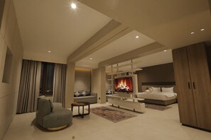 In-room safe, iron/ironing board, free WiFi