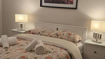 3 bedrooms, iron/ironing board, free WiFi, bed sheets