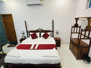 Deluxe Double Room - Rawla Sarkar (Udaipur)