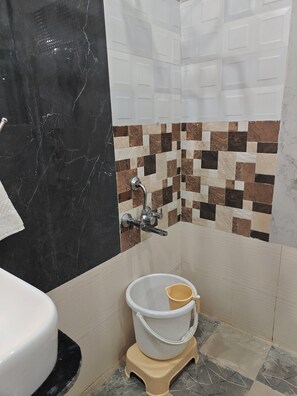 Chambre Double Deluxe | Salle de bain