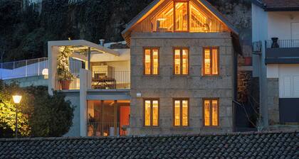Cozy chalet in amazing Amarante with heated pool all year round and fireplace