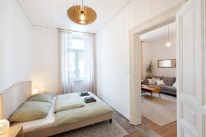 1 bedroom, in-room safe, desk, free WiFi