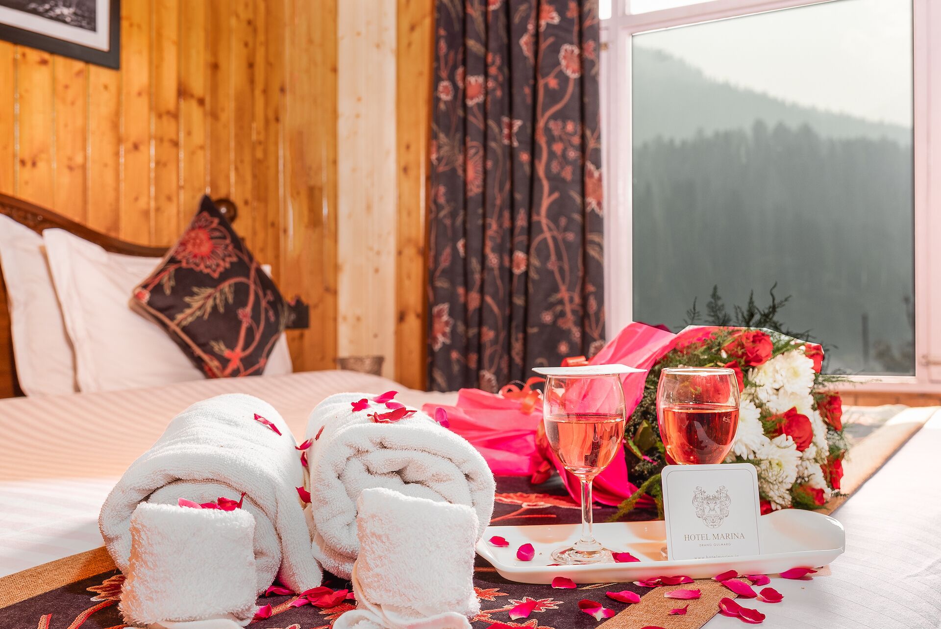 蜜月套房 | 客房服务设施