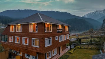 Fachada da propriedade