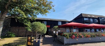 Pretty City Centre Cottage