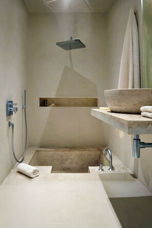 Free toiletries, hair dryer, bidet, towels - New Stylish Villa with Swimming Pool in Capalbio  (Toscana)