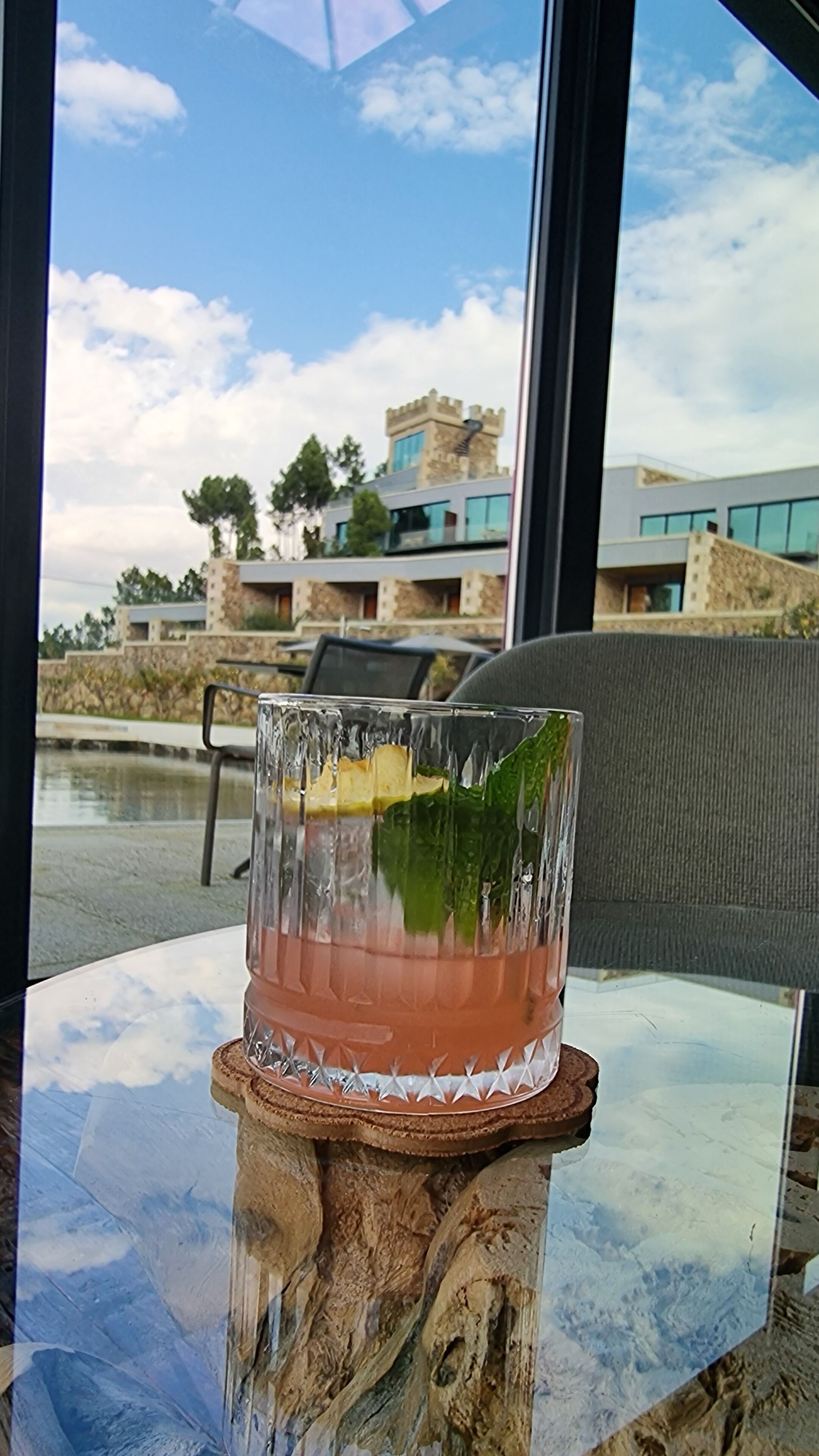 Poolside bar
