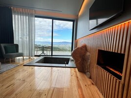 Habitación Deluxe doble, vistas al valle | Sábanas de algodón egipcio y ropa de cama de alta calidad