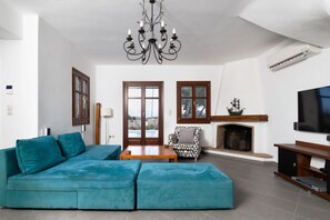 2 bedrooms - Fabulous Holiday Villa in Naxos Island (Naxos)