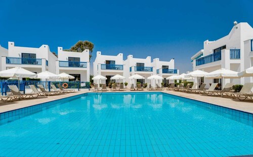 Kritamo Beach Hotel Apartments