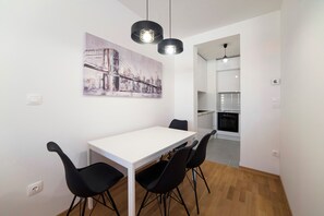 Dining -  Apartment in marvelous Zagreb with WiFi, AC. Enjoy your stay (Zagreb)