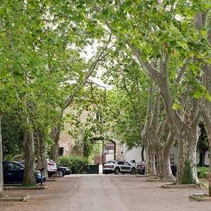 View from property - Hotel Mas De Galoffre (Nîmes)