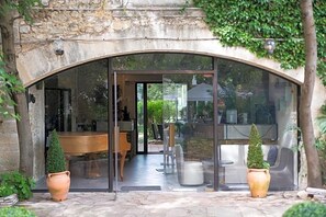 Lobby - Hotel Mas De Galoffre (Nîmes)