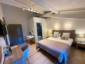 Room - Hotel Mas De Galoffre (Nîmes)