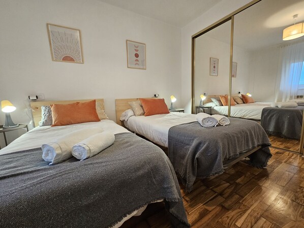 3 Schlafzimmer, Bügeleisen/Bügelbrett, kostenloses WLAN, Bettwäsche