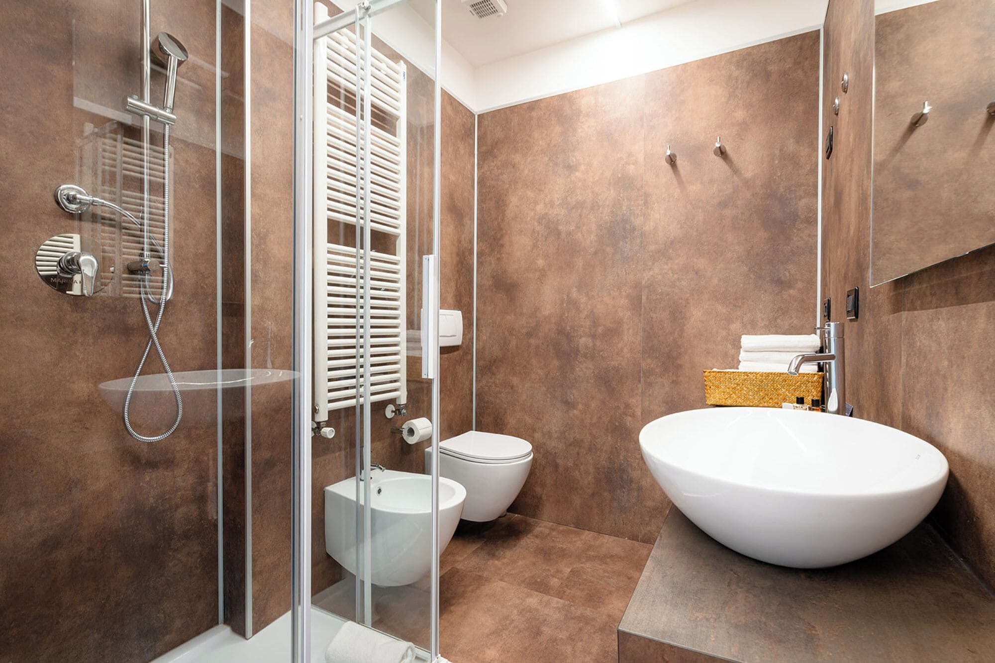 Suite, Balkon | Badezimmer