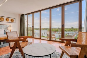 Suite, balkong, sjøutsikt | Balkong
