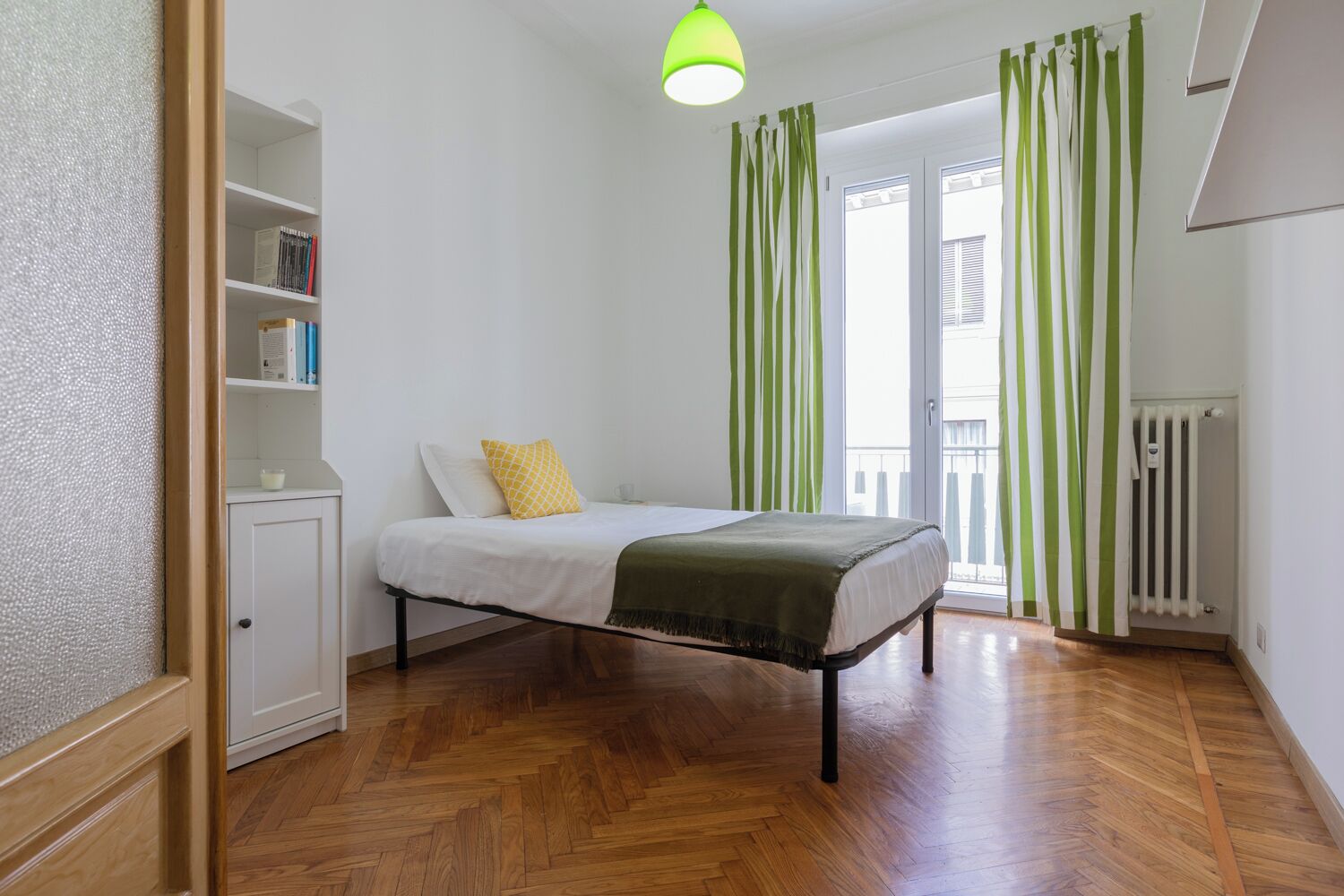 Apartment, Balkon