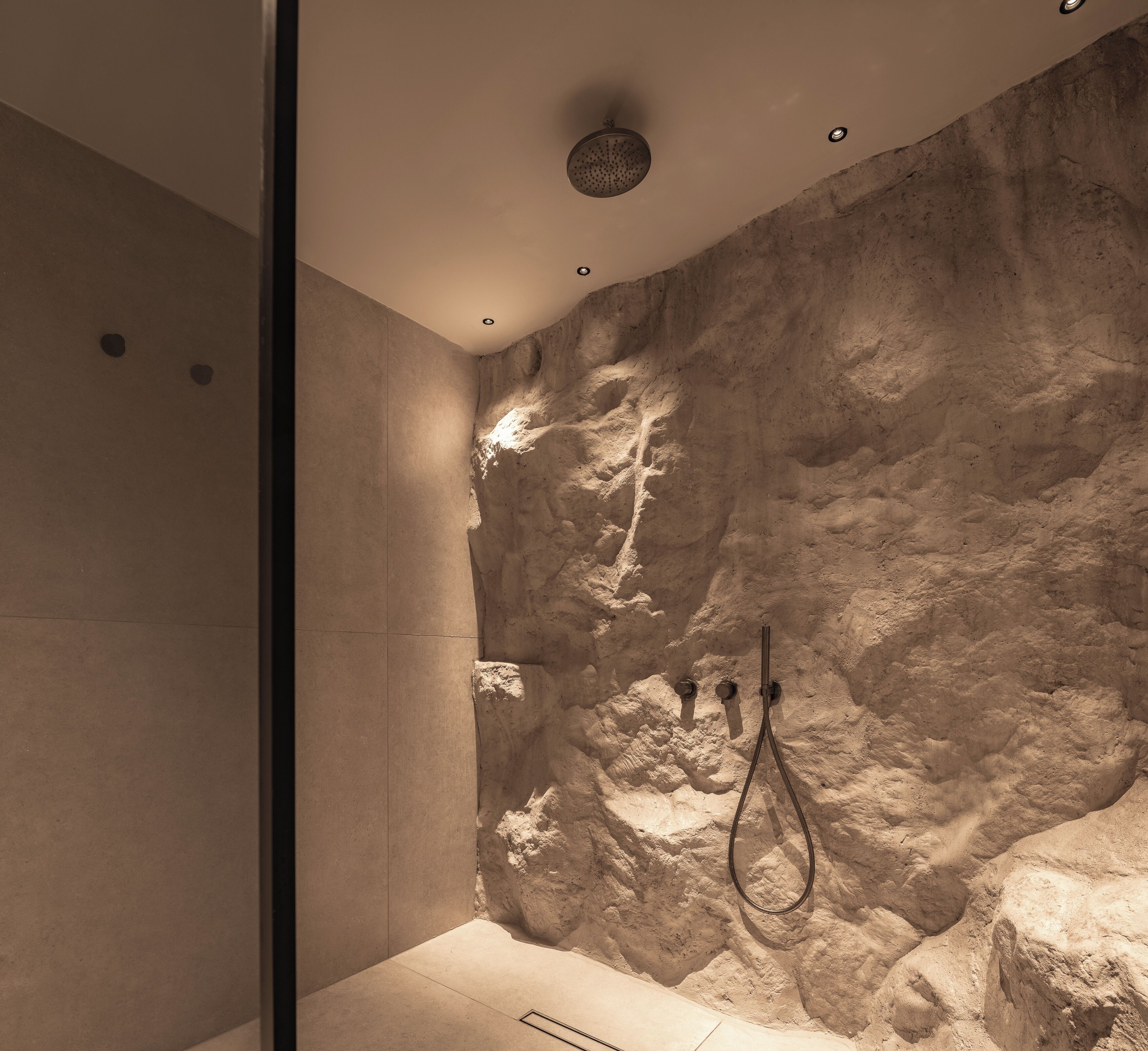 Signature Private Pool Suite | Bathroom