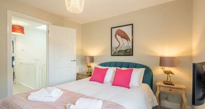 Beautiful 2bed Central Home