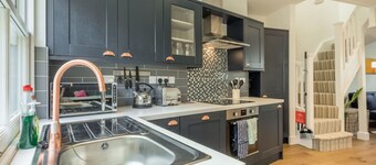 Beautiful 2bed Central Home