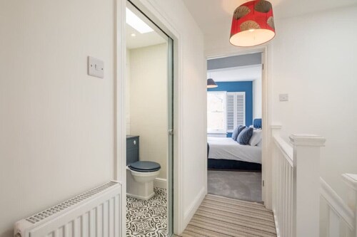 Beautiful 2bed Central Home