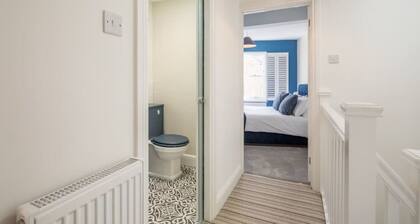 Beautiful 2bed Central Home