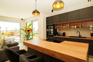 Fridge, microwave, oven, dishwasher - Primosten Hills North - Luxury Villa (Primošten)