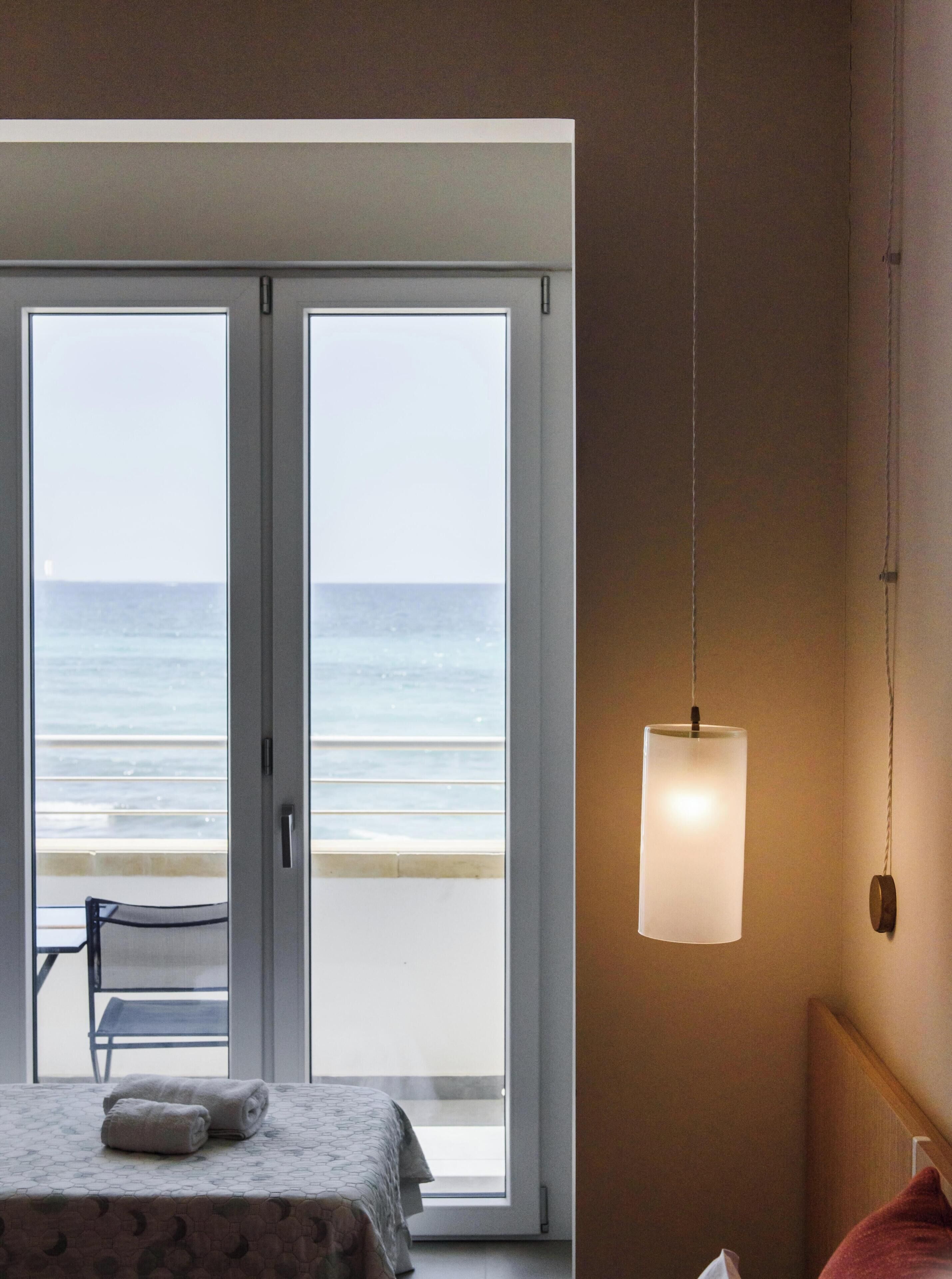 1 soverom, minibar, safe på rommet og skrivebord