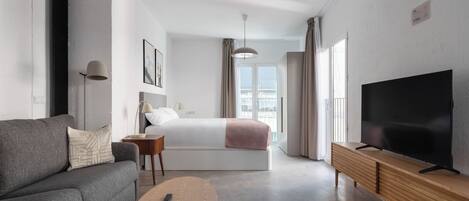 1 habitación, decoración personalizada y muebles diferentes