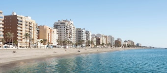 limehome Almeria C. Hernán Cortés