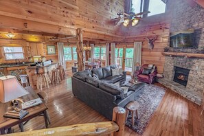 Téléviseur connecté, foyer