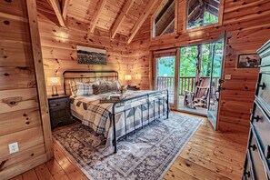 4 habitaciones, escritorio, tabla de planchar con plancha y wifi gratis 